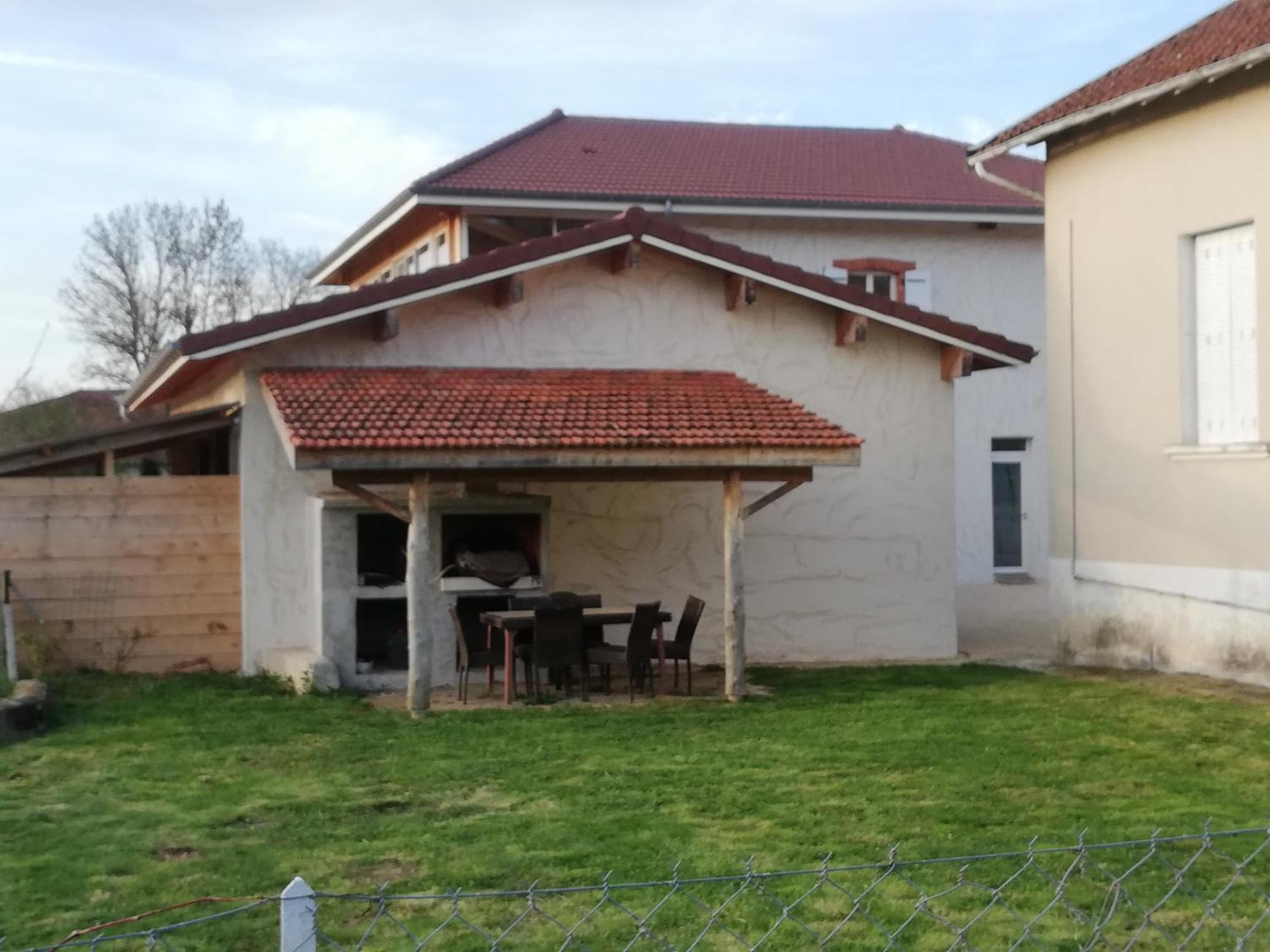 Maison De 100M2 Au Coeur D'Une Pension Equestre Les Sabots De Nina Marcollin Luaran gambar